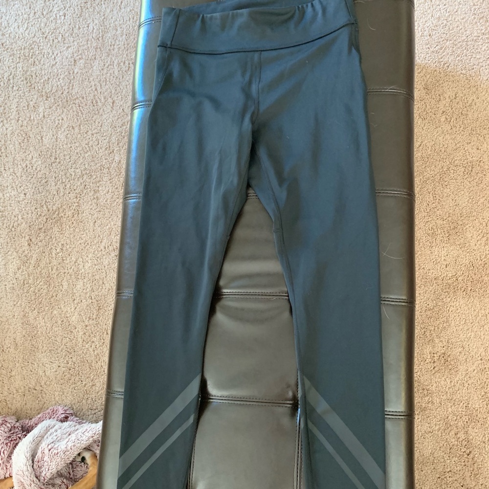 Never worn Tory Burch leggings